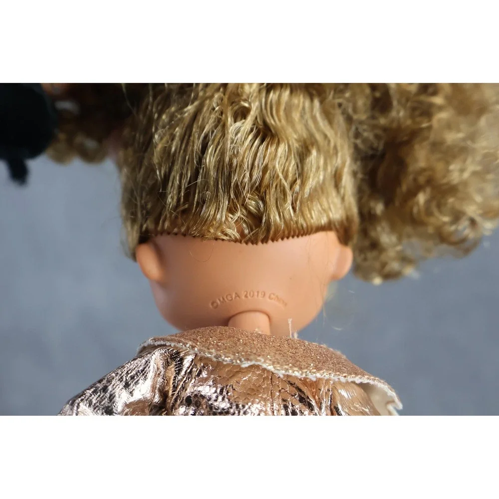 LOL Surprise Fashion‎ Doll Curly Blonde Hair Gold Jacket Tiger Pants MGA Toy